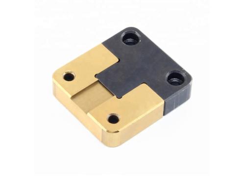 Injection mold components side lock